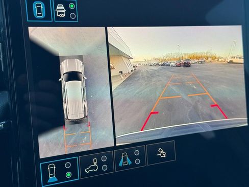 Used 2025 GMC Yukon Denali image 23