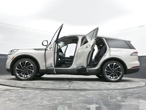 Used 2024 Lincoln Aviator Reserve w/ Equipment Group 201A AWD/4WD image 72