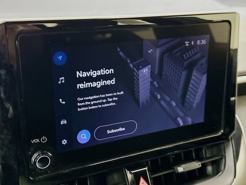 Used 2024 Toyota Corolla SE image 13