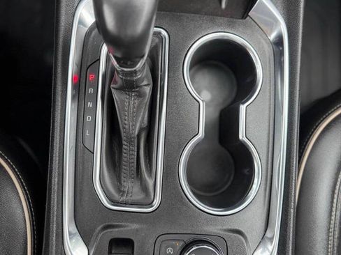 Used 2022 Chevrolet Traverse Premier w/ Redline Edition image 27