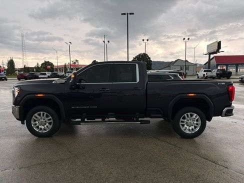 Used 2024 GMC Sierra 2500 SLE AWD/4WD image 2