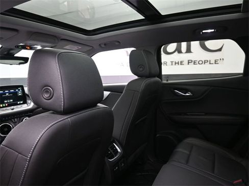 Used 2023 Chevrolet Blazer LT w/ Sound & Technology Package image 24