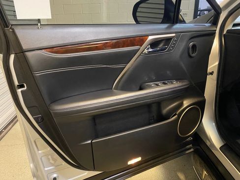 Used 2019 Lexus RX 350 FWD w/ Navigation Package image 22