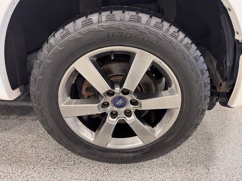 Used 2015 Ford F150 XLT w/ Equipment Group 302A Luxury image 29