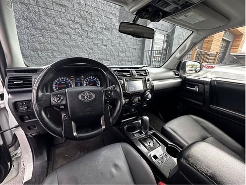 Used 2016 Toyota 4Runner Trail Premium AWD/4WD image 2