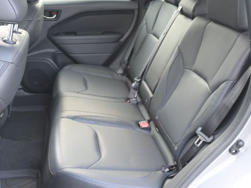 Used 2025 Subaru Forester Limited AWD/4WD image 31