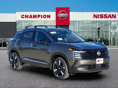 New 2026 Nissan Kicks SR w/ Cold Weather Package