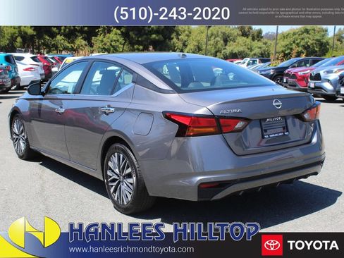 Used 2025 Nissan Altima 2.5 SV FWD image 9