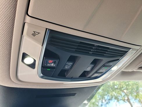 Used 2026 Acura MDX w/ Technology Package image 35