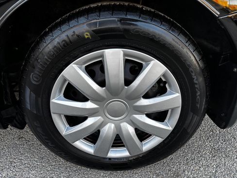 Used 2012 Honda Civic LX image 17