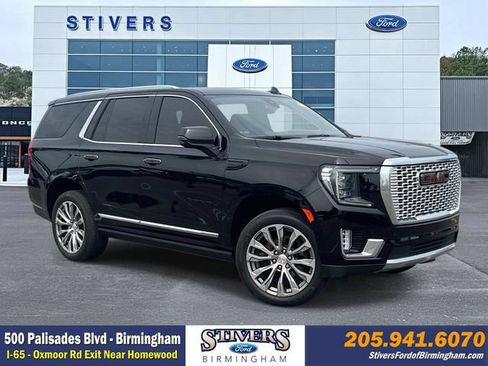 Used 2021 GMC Yukon Denali w/ Denali Premium Package AWD/4WD image 1