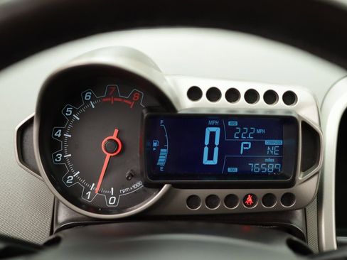 Used 2014 Chevrolet Sonic LTZ image 11