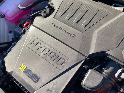 New 2026 Kia Niro EX image 26