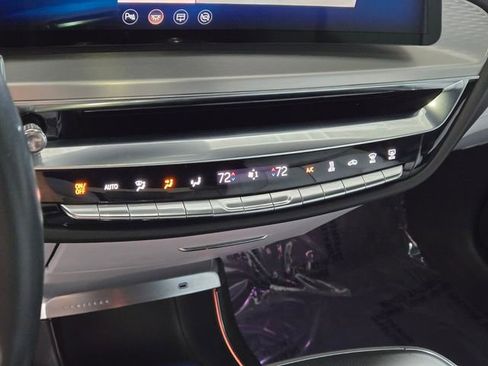 Used 2024 Cadillac Lyriq Luxury image 31