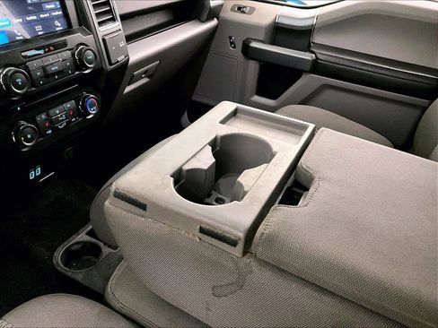 Used 2017 Ford F150 XLT w/ Equipment Group 302A Luxury image 16