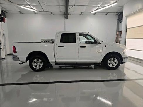 Used 2022 RAM 1500 Tradesman w/ Chrome Appearance Group AWD/4WD image 11