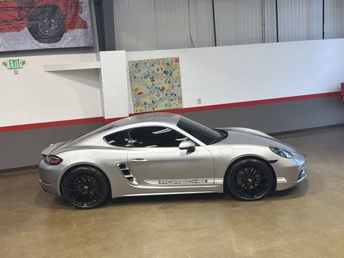 Used 2024 Porsche 718 Cayman RWD image 93