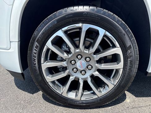 Certified 2023 GMC Acadia Denali w/ Denali Ultimate Package FWD image 54