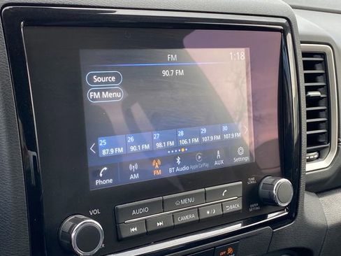 Certified 2024 Nissan Frontier SV image 31