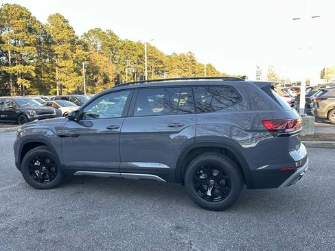 New 2026 Volkswagen Atlas Peak Edition AWD/4WD image 6