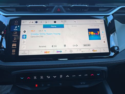 New 2026 Jeep Cherokee Limited image 26