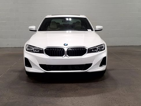 Used 2026 BMW 330i Sedan w/ Premium Package RWD image 2