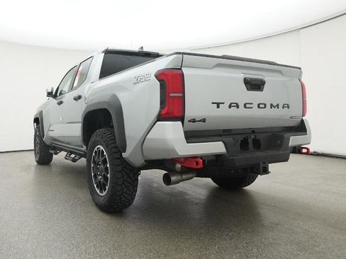New 2025 Toyota Tacoma TRD Off-Road image 20