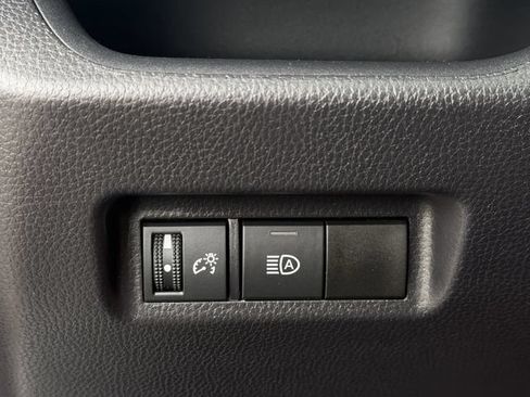 Certified 2025 Toyota RAV4 XLE FWD image 18