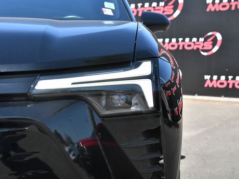 Used 2024 Chevrolet Blazer EV LT AWD/4WD image 11