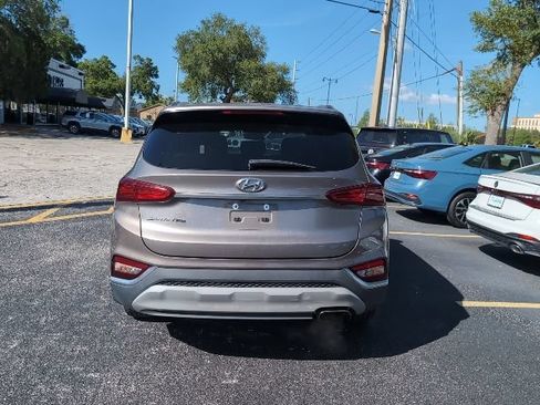 Used 2019 Hyundai Santa Fe SE FWD image 6
