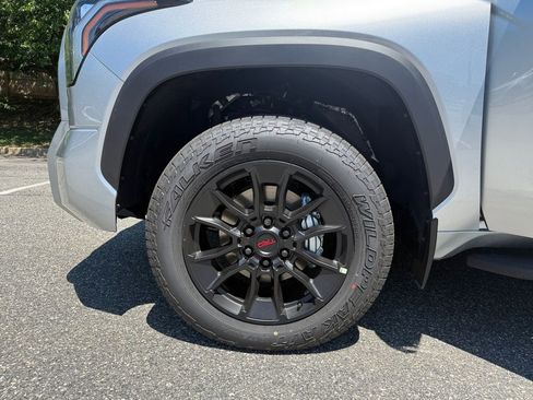 New 2026 Toyota Tundra Limited AWD/4WD image 7