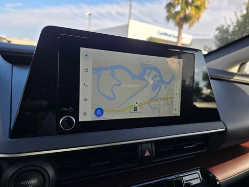 Used 2024 Toyota Prius Prime SE image 26