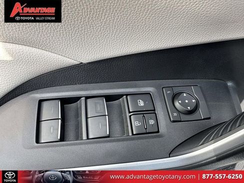 Used 2025 Toyota RAV4 XLE w/ Convenience Package image 20