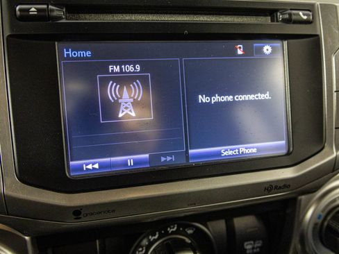 Used 2015 Toyota 4Runner SR5 image 21