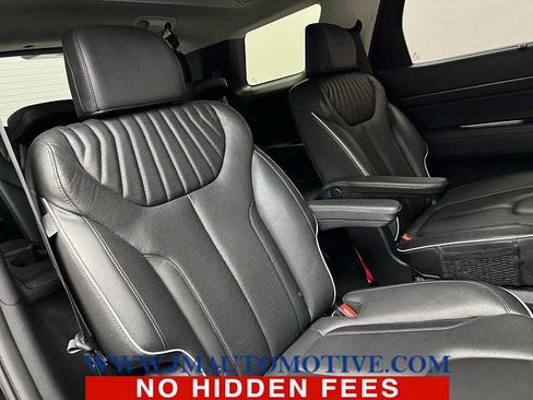 Used 2023 Hyundai Palisade Limited AWD/4WD image 23