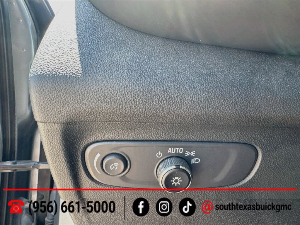 Used 2023 Buick Envision Essence w/ Sport Touring Package AWD/4WD image 21