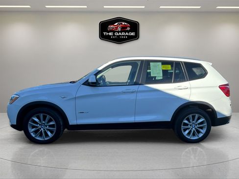 Used 2017 BMW X3 xDrive28i image 2