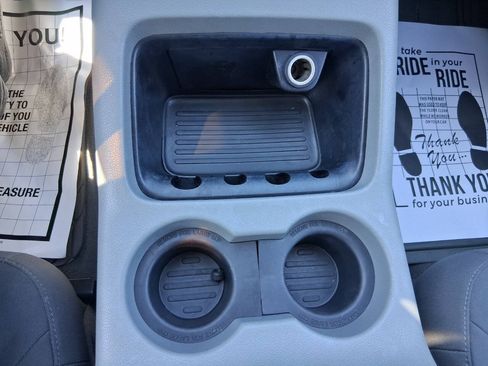 Used 2006 Ford Expedition XLT RWD image 26
