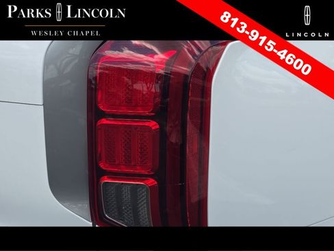 Used 2022 Hyundai Palisade Limited FWD image 7
