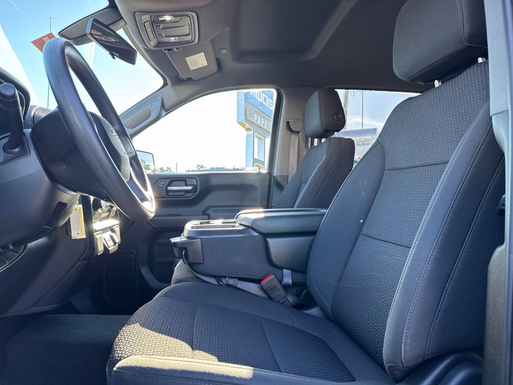 Used 2022 Chevrolet Silverado 1500 Custom AWD/4WD image 16