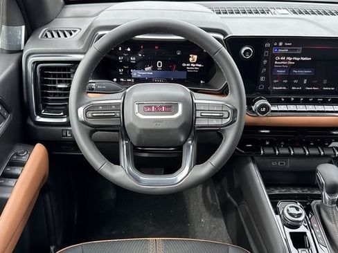 New 2026 GMC Canyon AT4 image 16