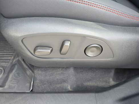 New 2026 Chevrolet Traverse RS AWD/4WD image 26