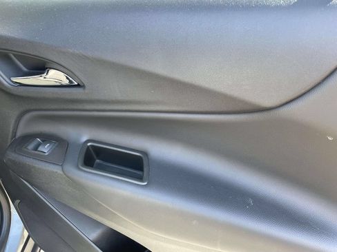 Used 2023 Chevrolet Equinox LT FWD image 10