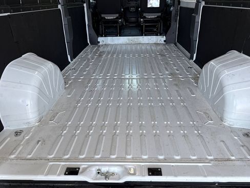 Used 2026 RAM ProMaster 2500 w/ Convenience Group FWD image 19