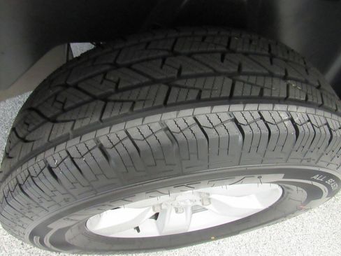 Used 2022 RAM 1500 Tradesman w/ Electronics Group AWD/4WD image 29