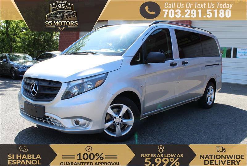 Used 2016 Mercedes-Benz Metris Passenger image 1