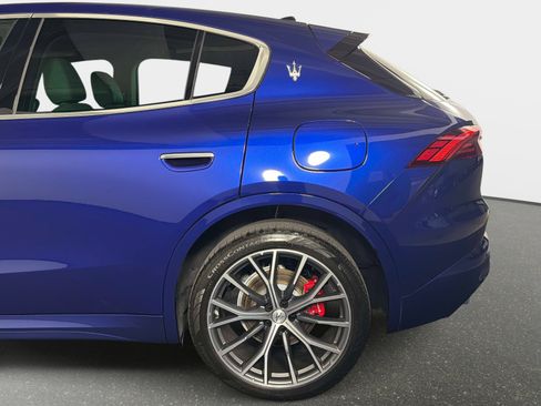 Used 2023 Maserati Grecale GT image 15