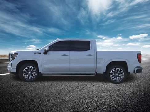 New 2026 GMC Sierra 1500 Denali w/ Denali Reserve Package image 18