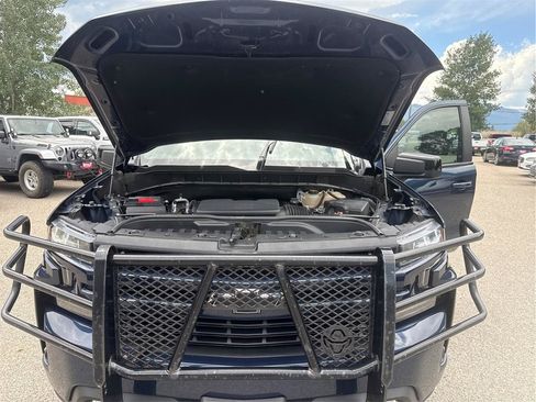 Used 2022 Chevrolet Silverado 1500 RST w/ Convenience Package II AWD/4WD image 11
