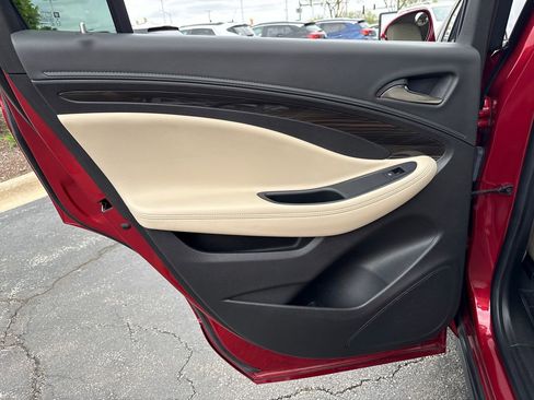 Used 2020 Buick Envision Preferred FWD image 32